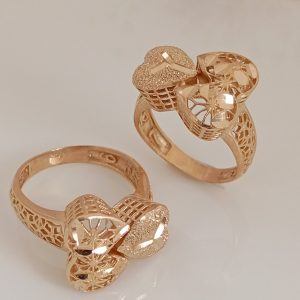 انگشتر زنانه طلاروس تراش سه قلب