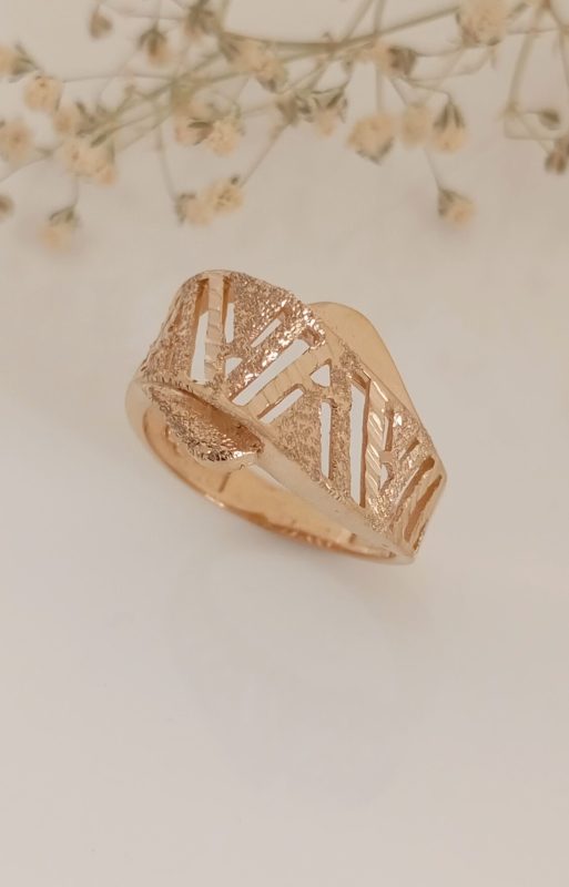 خرید انگشتر زنانه طلاروس تراش هفت و هشتی