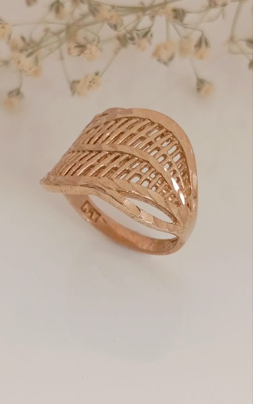 خرید انگشتر زنانه طلاروس برگ پیچ