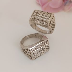 انگشتر زنانه نقره روس تراش کد 1012
