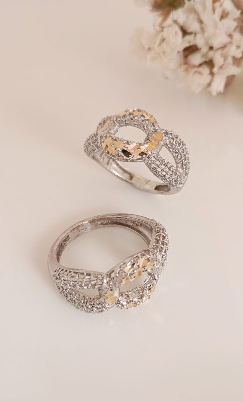 خرید انگشتر زنانه تراش دورنگ طرح طلا