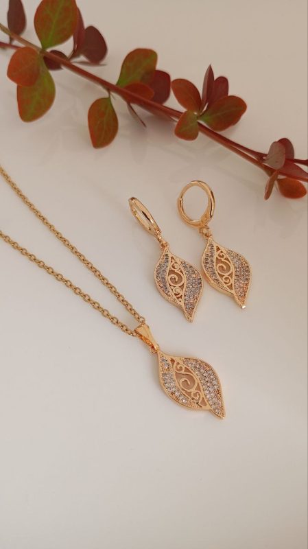 نیم ست طلاروس